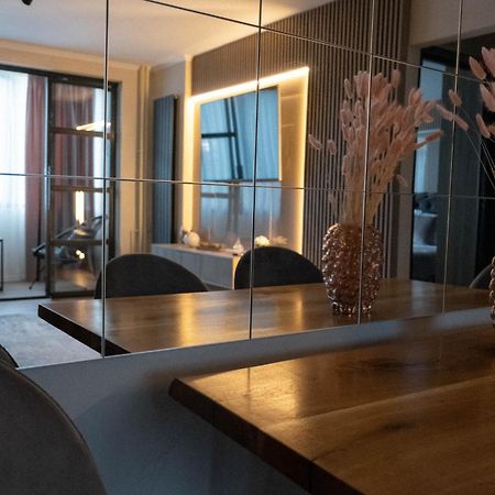 Cosy 2 Rooms Apartment In The Center Of The City Bukarest Exterior foto