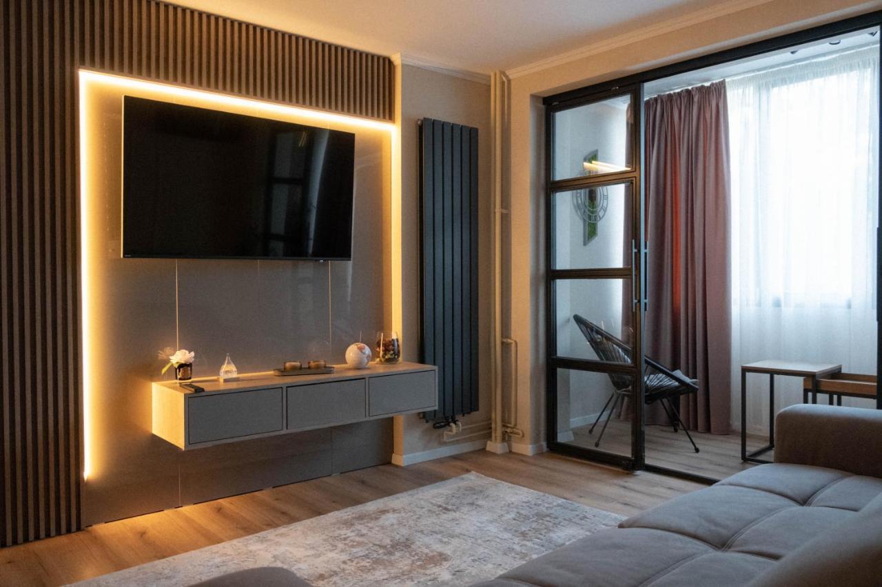 Cosy 2 Rooms Apartment In The Center Of The City Bukarest Exterior foto