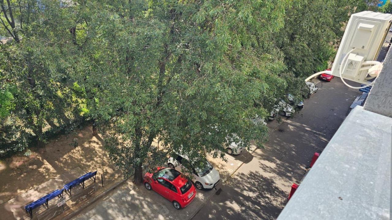 Cosy 2 Rooms Apartment In The Center Of The City Bukarest Exterior foto