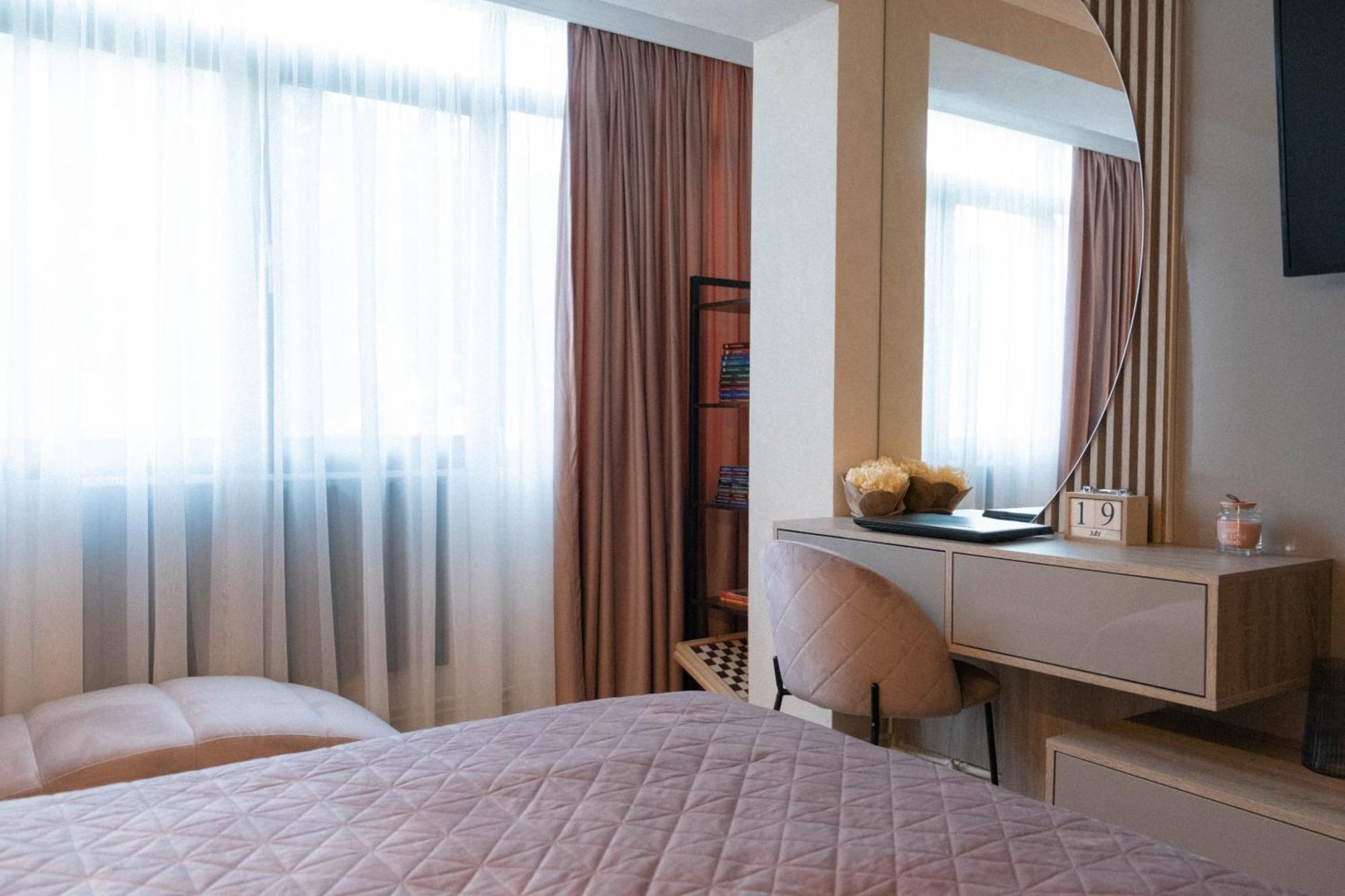 Cosy 2 Rooms Apartment In The Center Of The City Bukarest Exterior foto