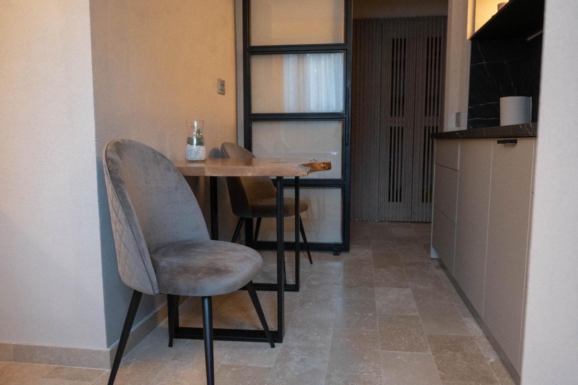 Cosy 2 Rooms Apartment In The Center Of The City Bukarest Exterior foto
